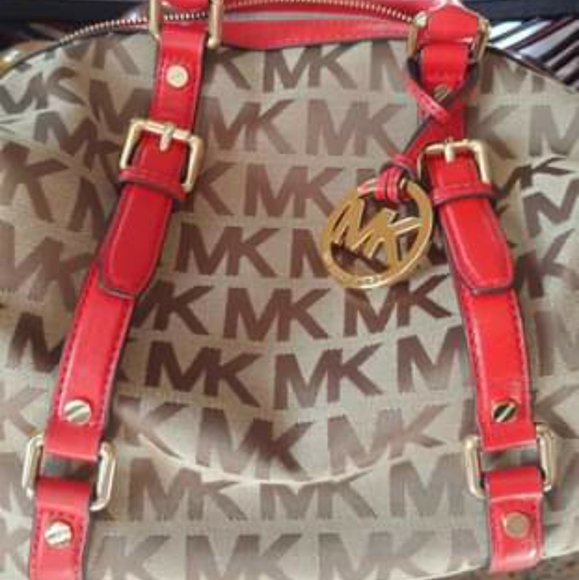 Michael Kors set - Picture 3 of 6